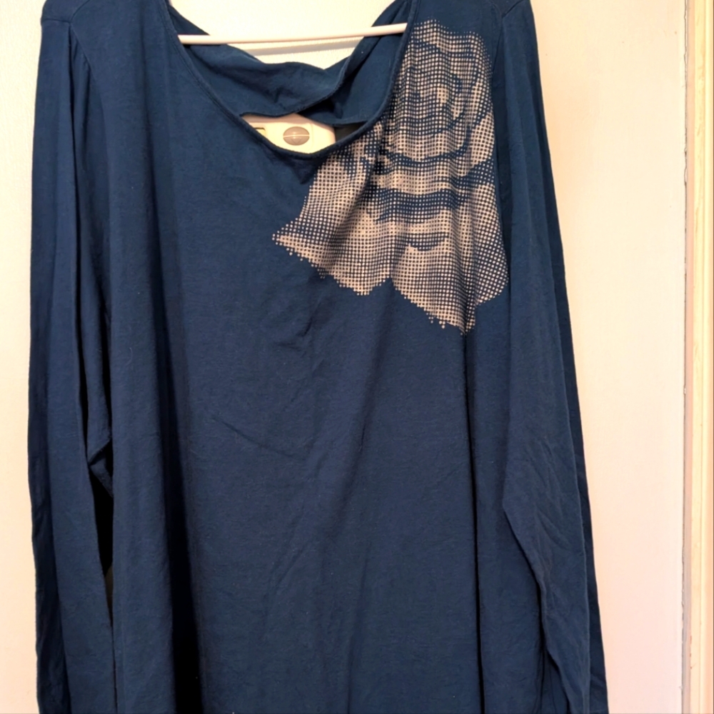 Chic Blue Long Sleeve Top with Rose Detail